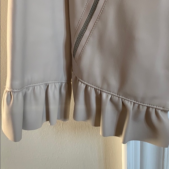 Blush pink faux leather jacket - Picture 2 of 7